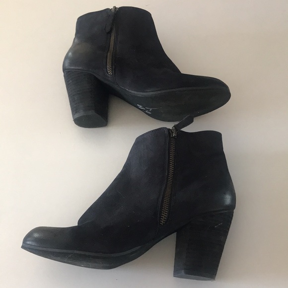 Leather booties - Picture 4 of 4